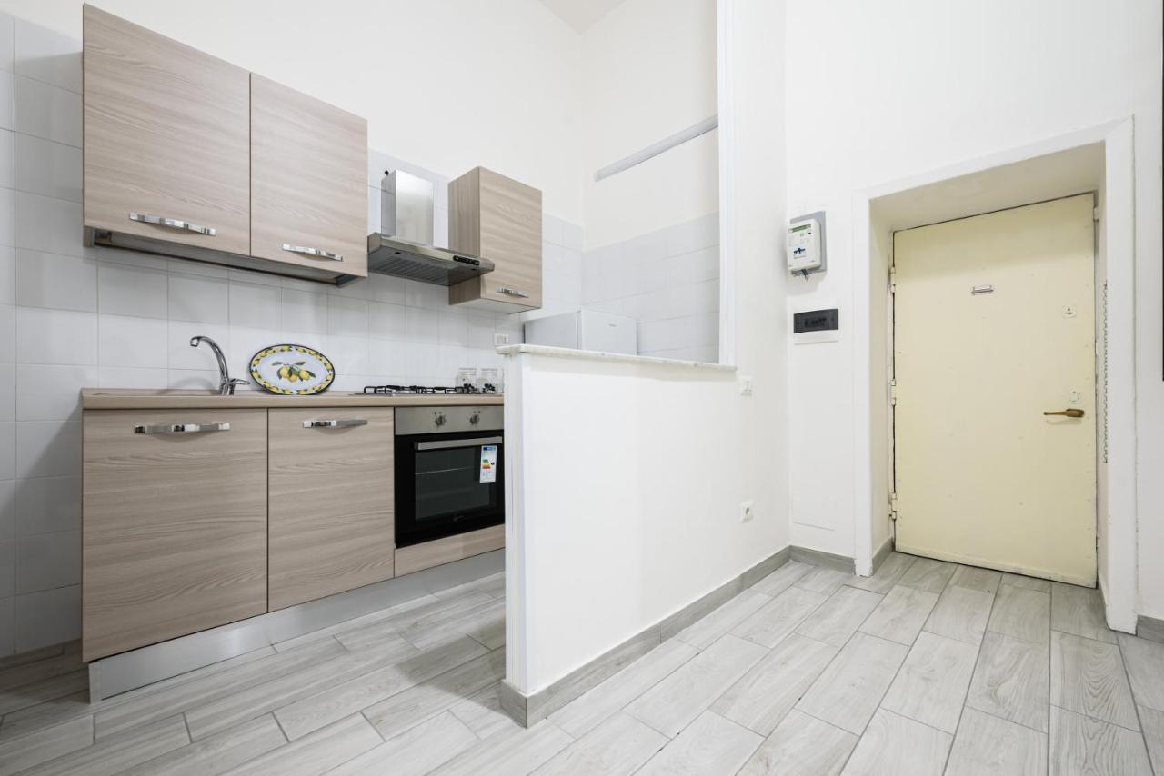 Vico Mastellone 16 Apartment เนเปิลส์ ภายนอก รูปภาพ